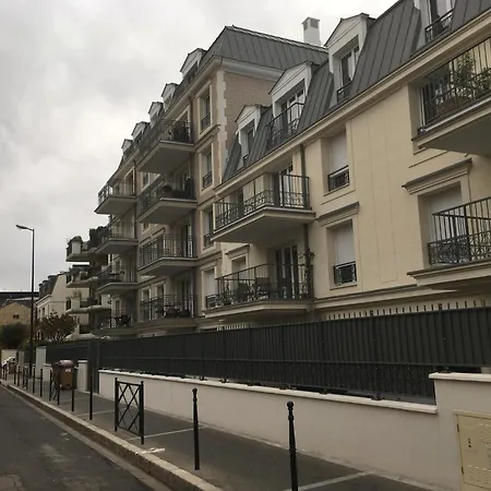Charmant Studio Apartment La Garenne-Colombes